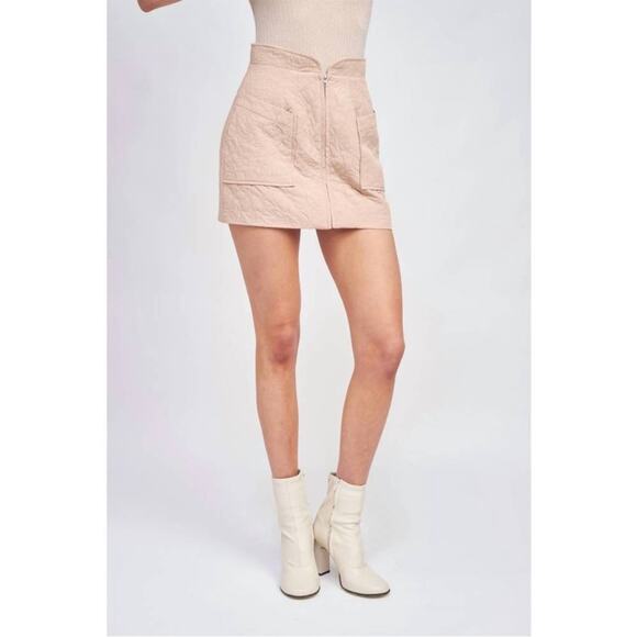 En Saison Journee Mini Skirt in Peony with Pockets and Front Zipper - Picture 2 of 8